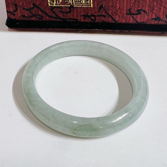 Burma type A jadeite  jade bangle/46.08mm - Picture 1 of 7